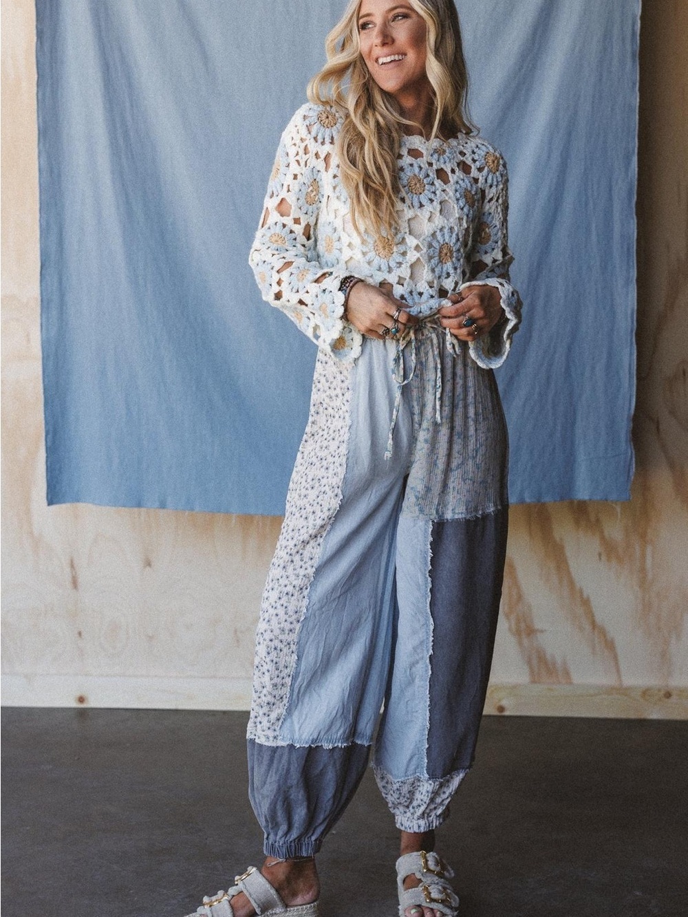 POL Earthbound Patchwork Jogger Pants, blue colorway, floral, sz L, like new! - Picture 2 of 12
